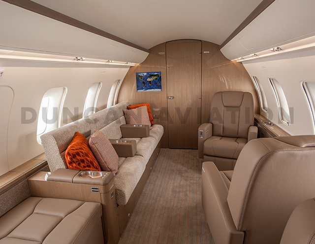 Interior of updated Challenger 605