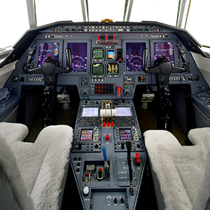 Falcon-cockpit.jpg